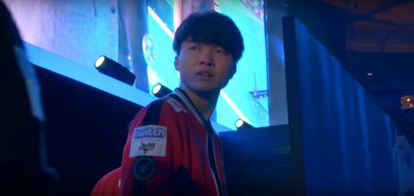 这也行？外国网友整活：LOL欧美队伍第一视角